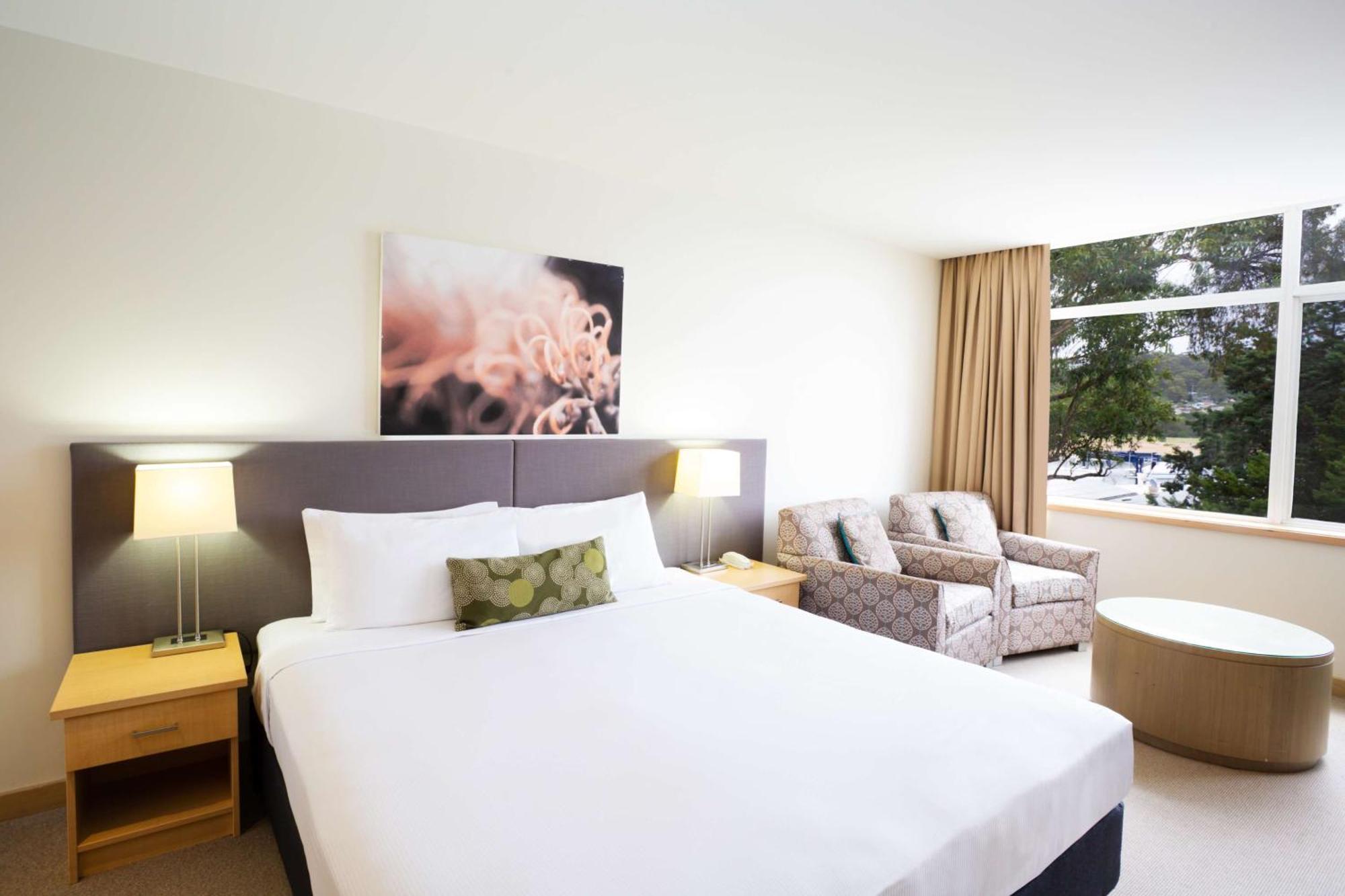 Mirage Hotel Newport Ngoại thất bức ảnh