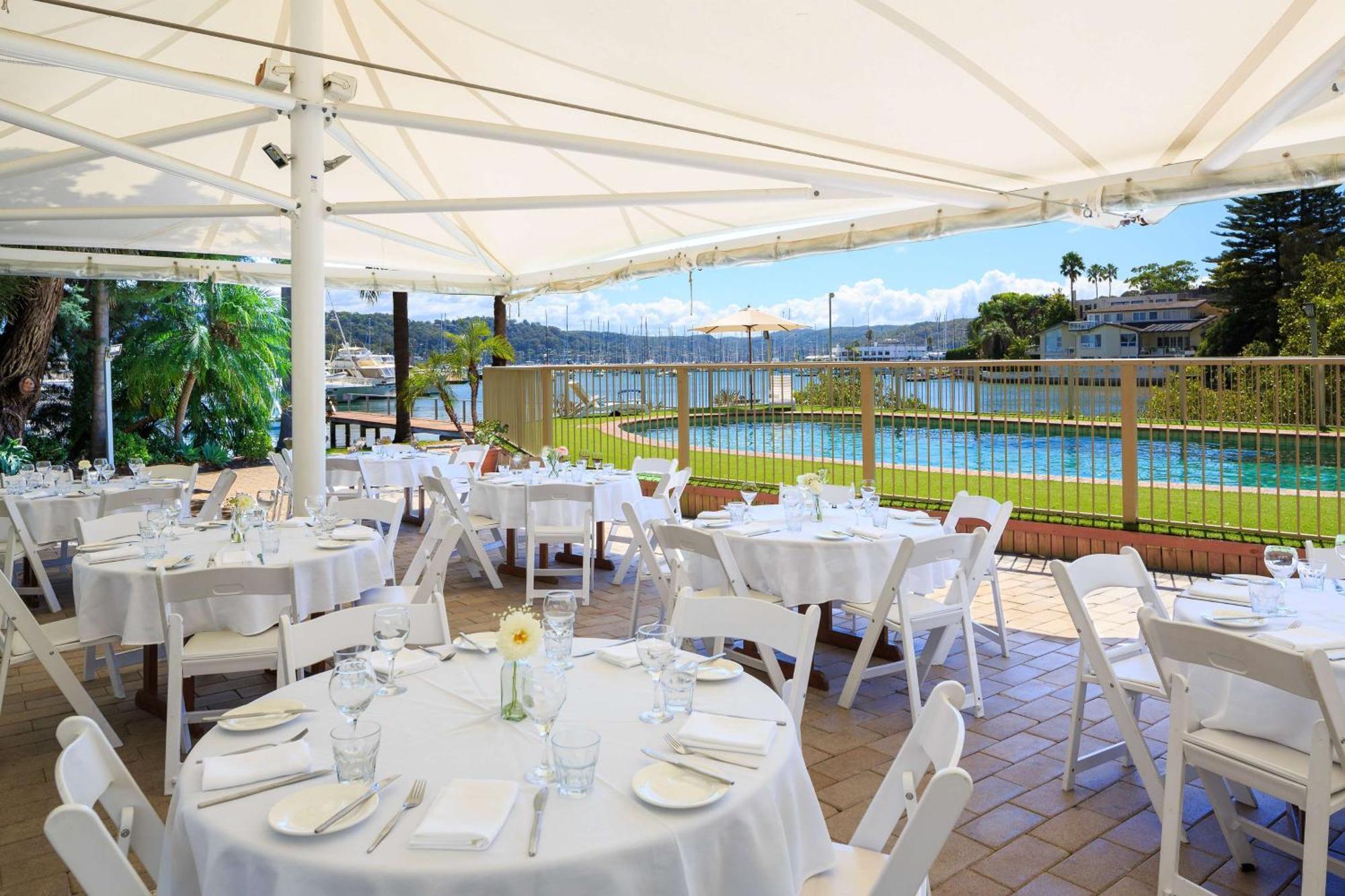 Mirage Hotel Newport Ngoại thất bức ảnh